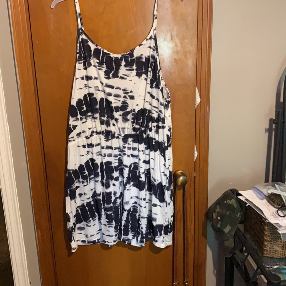 Romper - Picture 3 of 3
